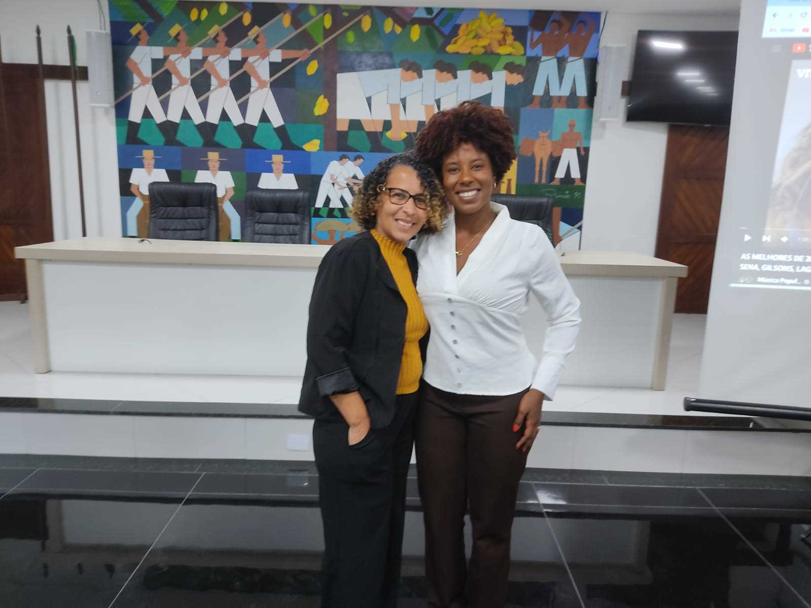 Camacã: Prefeitura de Camacã, SEBRAE e CDL promovem palestra sobre atendimento a clientes em vários temas